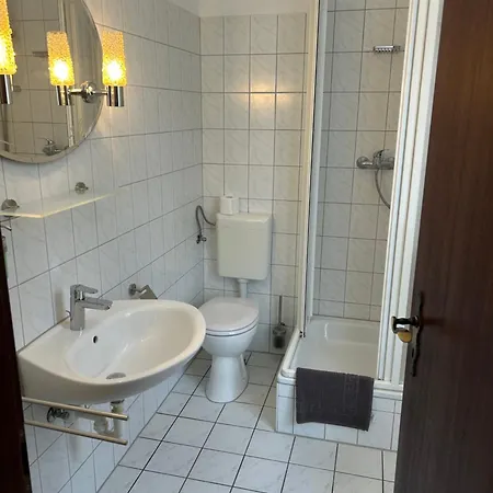 Zur Tanne Maison d'hôtes Alleringersleben